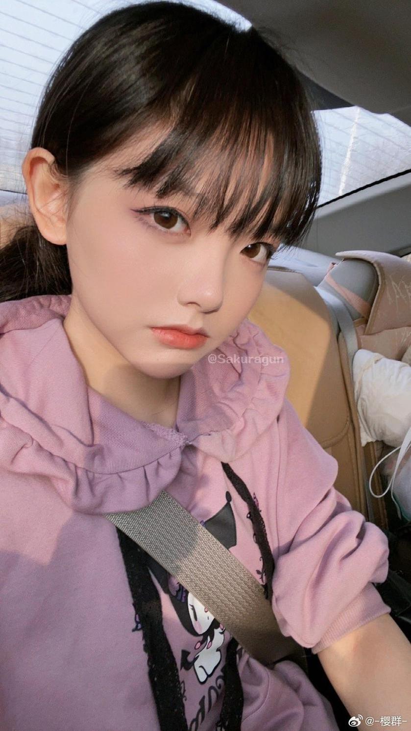 花留karu是樱群吗？摄影作品中展现出她的女神力量